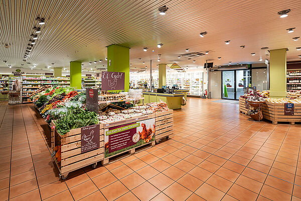 Alnatura Frankfurt – Living above the organic supermarket