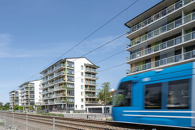 Quiet living despite dynamic surroundings